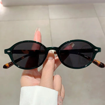 Cute Small Frame Oval Women's Sunglasses Sexy Leopard Retro Luxury Sun Glasses Ladies Fashion Shades Trends Eyewear Unique
