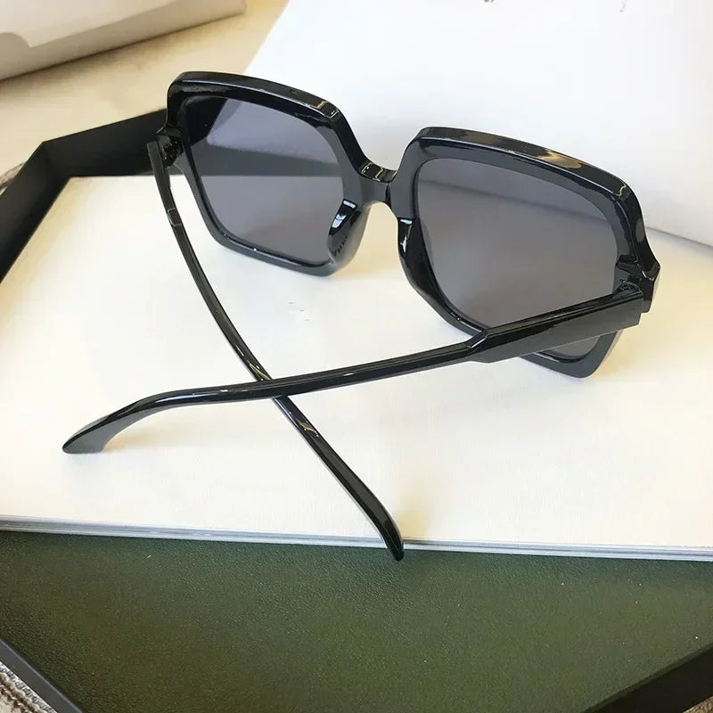 Vintage Oversize Square Sunglasses Women Luxury Brand Big Frame Women Sun Glasses Black Fashion Gradient Female Glasses Oculos