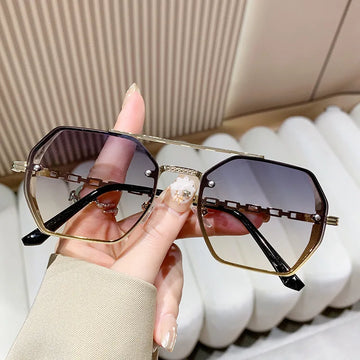 Cute Square Designer Sunglasses Women Men Metal Frame Trendy Sun Glasses Female Male Brand Fashion Oculos De Sol