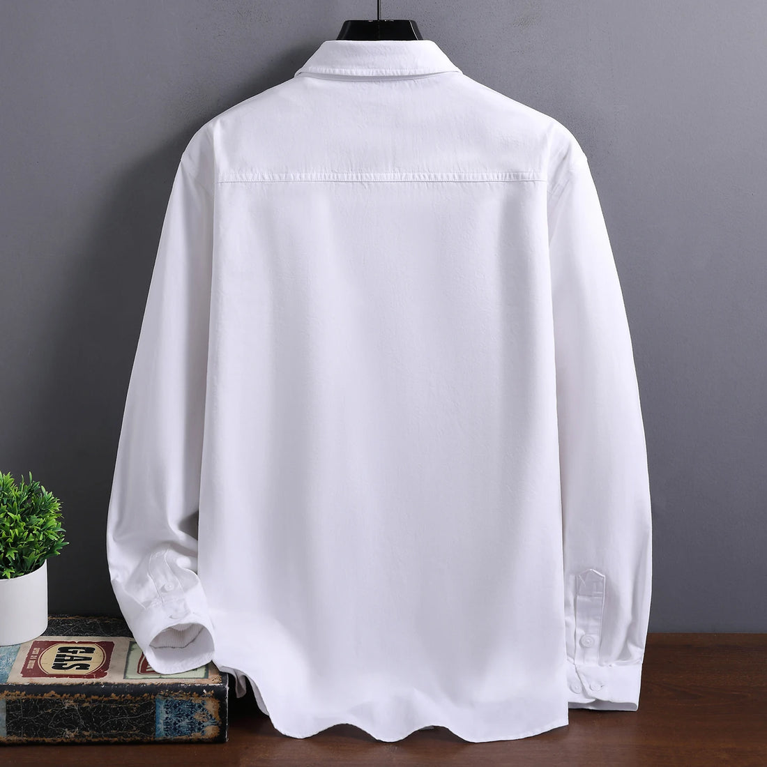 American men's fashionable, cool and versatile solid-color trendy casual shirt, new lapel long-sleeved top, simple and elegant