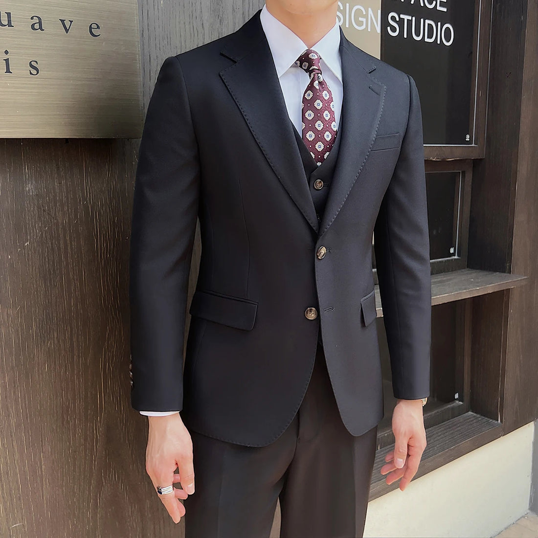 High-quality wedding men's suit three-piece set, best man and groom's uniform work clothes, fitted casual suit set