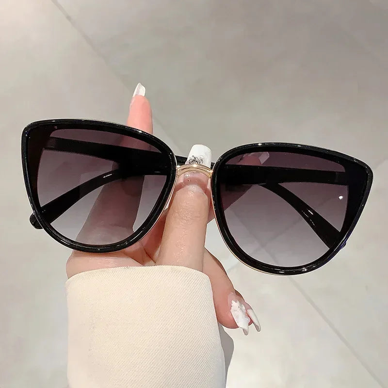 Luxury Brand Designer Triangle Cat Eye Sunglasses Women For Men Vintage Popular Sun Glasses Steampunk Metal Sexy Ladies Shades