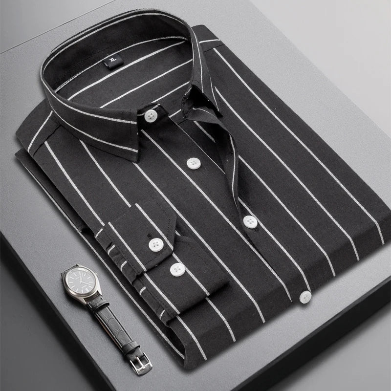 High-quality autumn young business men's fashionable, stylish, versatile and trendy long-sleeved striped shirt for casual banque