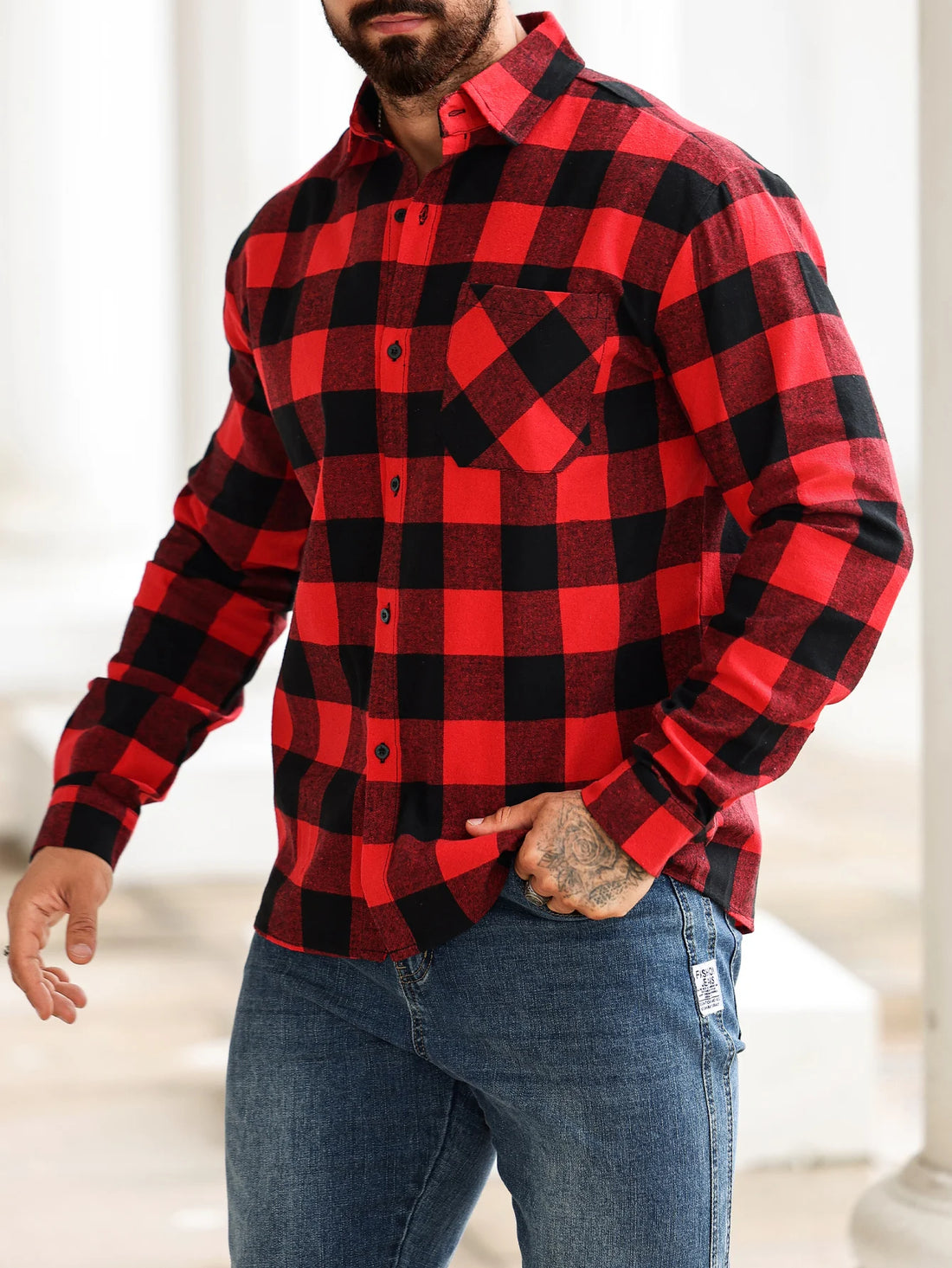 new men's checkered shirt that is trendy, versatile, casual, fashionable, and fits snugly for office, outdoor sports, fitness,