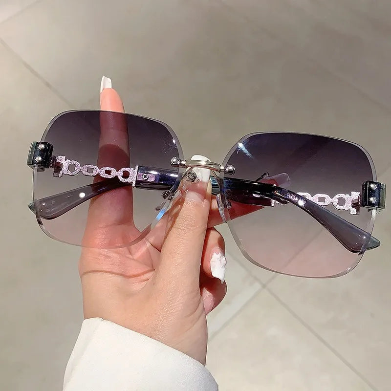 Unisex Sunglasses 2025 New Borderless Metal Chain Simple Fashionable Cool Versatile Luxury Brand High Quality Popular Sunglasses
