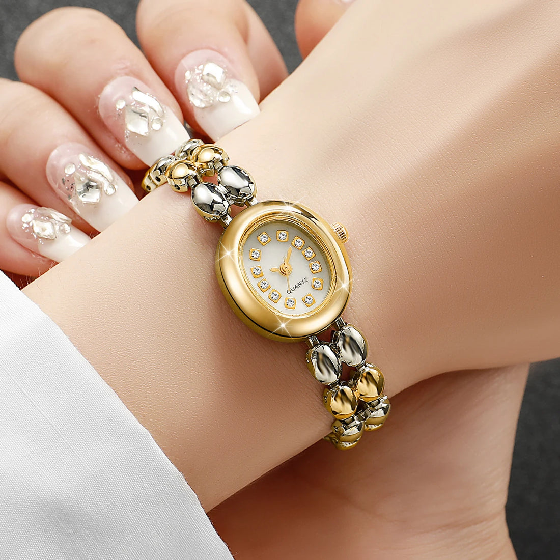 Fashion Rhinestone Women Quartz Watch Elegant Bracelet Strap Wristwatch For Ladies Clock Reloj Mujer（Without Box）