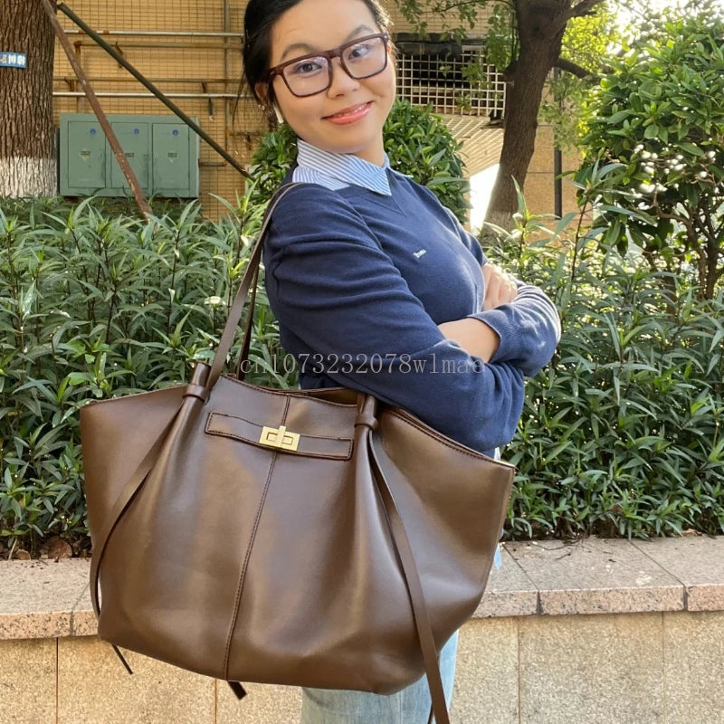 2025 Women's Summer Large Capacity Commuter Tote Bag Female Korean Fashion Luxury Pu Leather Handbags Chic Trend Underarm Bag