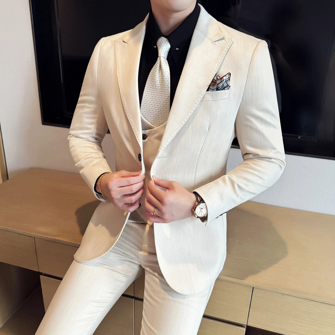 High-quality men's fashionable and stylish business casual suit, Korean-style slim-fit striped suit set of three pieces