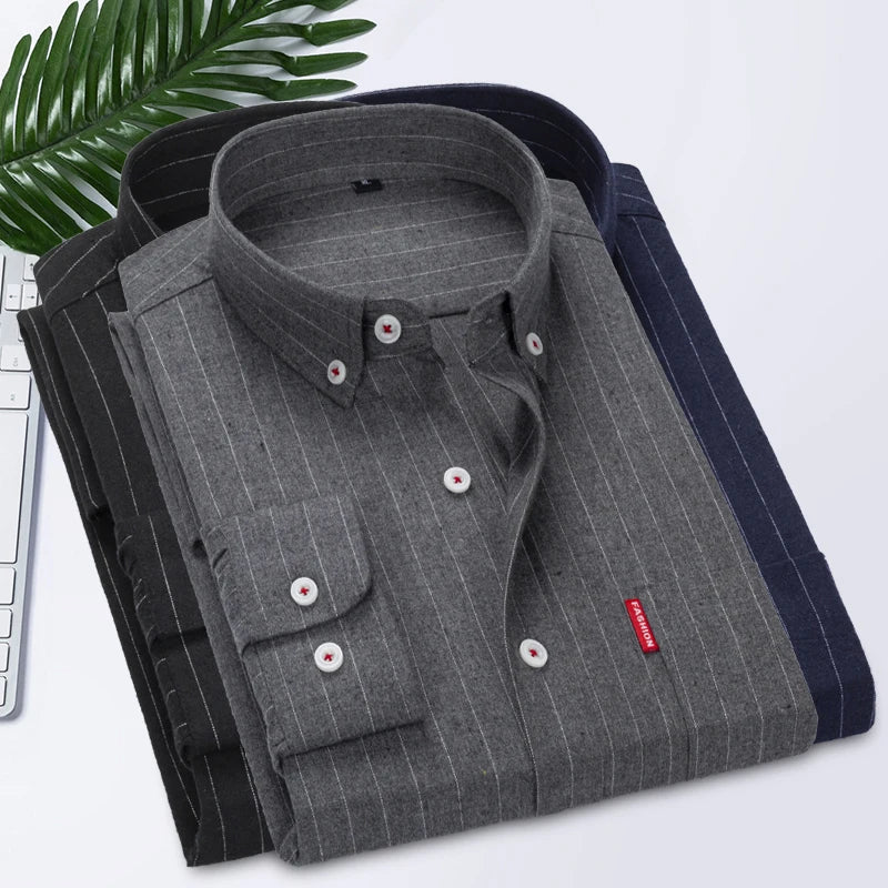 High-quality autumn fashionable, stylish, versatile, casual and business-friendly men's long-sleeved striped shirt